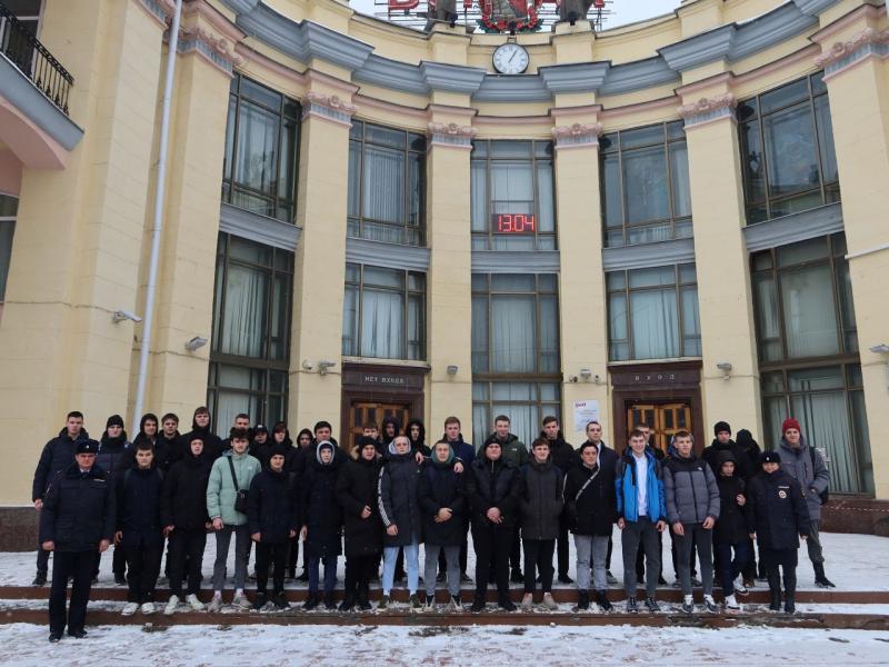 Сотрудники Юго-Восточного линейного управления МВД России на транспорте приняли в гостях студентов Ростовского государственного университета путей сообщения в г. Воронеж.