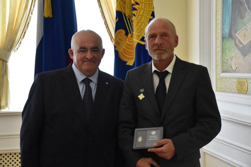 Сотрудник филиала «Костромаэнерго» удостоен звания «Заслуженный энергетик Костромской области»