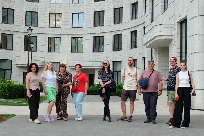 Участники городского фотоконкурса «Планета Москва» посетили «Поселок художников» на севере столицы