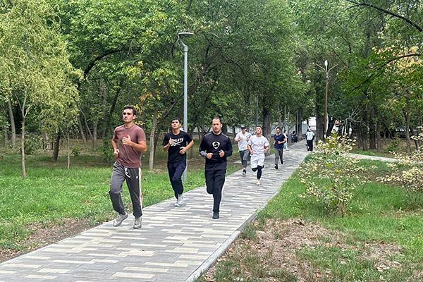 В Дагестане прошел «Кросс Памяти», посвященный памяти погибшим при исполнении служебных обязанностей сотрудников УИС