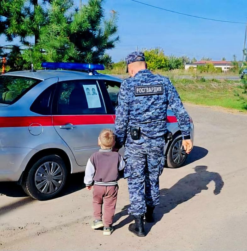 Росгвардейцы  нашли потерявшегося трехлетнего ребенка в Московской области