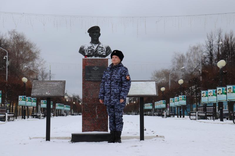 РосгвардияГид Республики Марий Эл: памятник Герою России гвардии подполковнику Марку Евтюхину