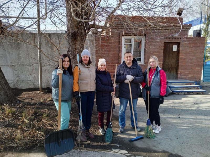 Росгвардейцы Южного Урала приняли участие в субботнике