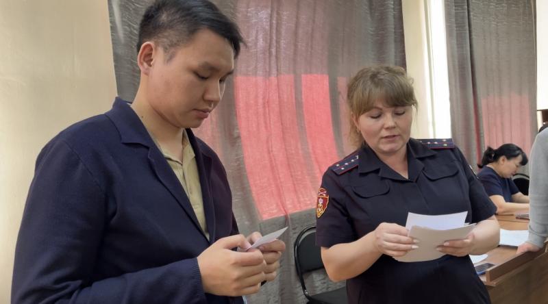 Росгвардейцы приняли участие в предварительном распределении будущих юристов Тувы