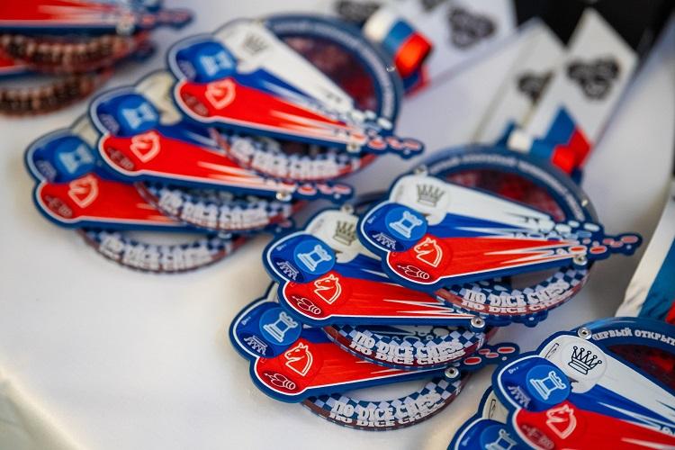 Первый Открытый Чемпионат России по Dice Chess - новый шахматный тренд