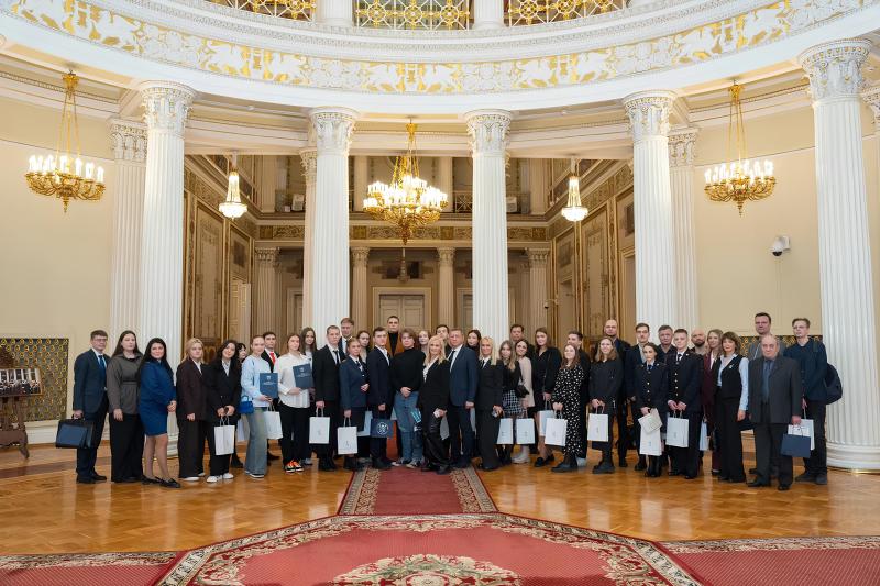 Студентов ГУАП наградили в Мариинском дворце за победу во Всероссийском конкурсе