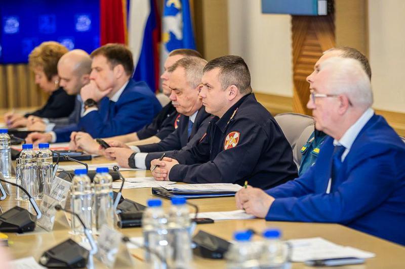 В Подмосковье сотрудники Росгвардии приняли участие в совещании по вопросам обеспечения безопасности при организации летнего детского отдыха