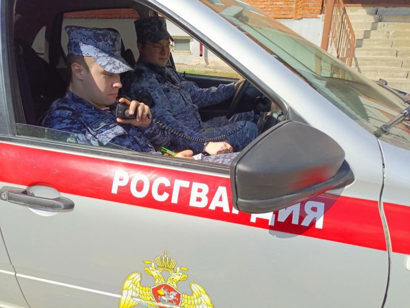 Во Владимирской области росгвардейцы вернули родителям потерявшегося ребенка