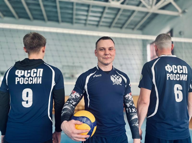 В ГУФССП России по Кемеровской области — Кузбассу прошел товарищеский матч по волейболу