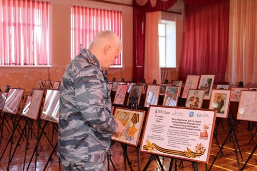 Ульяновские ветераны Росгвардии встретились с участниками детского конкурса рисунка