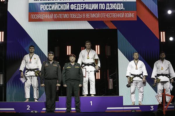 Чемпионат войск национальной гвардии по дзюдо завершился в Челябинске