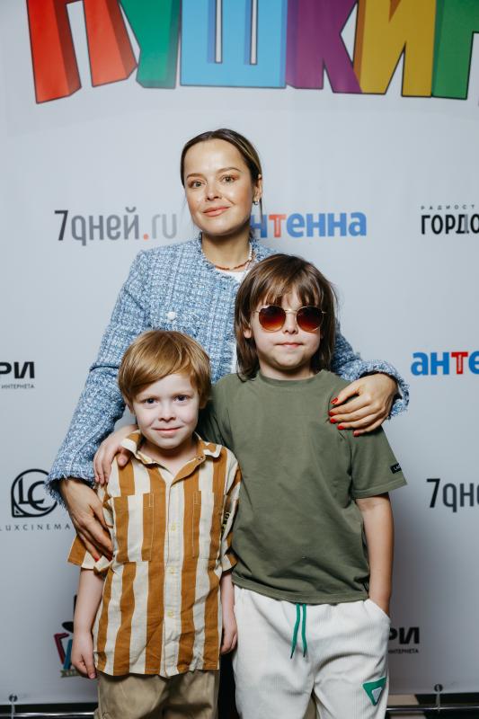 Ксения Алферова, Зоя Бербер, Валерия Ланская, Оскар Кучера и другие звезды на премьере анимационного фильма «Ай да Пушкин!»