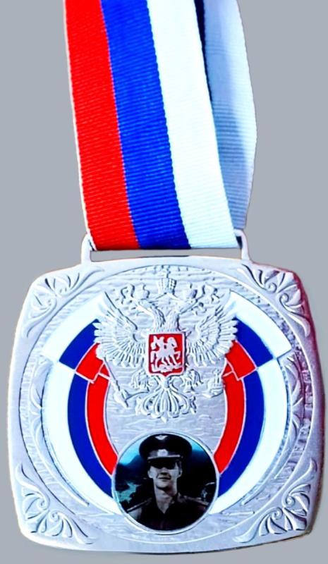 В рамках соревнований по армрестлингу в Хорошёвском районе Москвы встретились лучшие спортсмены из столицы и Подмосковья