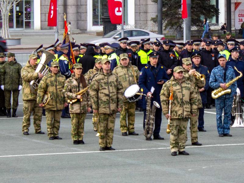 В Челябинске оркестр Росгвардии приступил к репетициям парада в честь 80-летие Победы