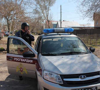 Росгвардейцы задержали гражданина, который  прошел мимо кассы магазина с неоплаченным товаром