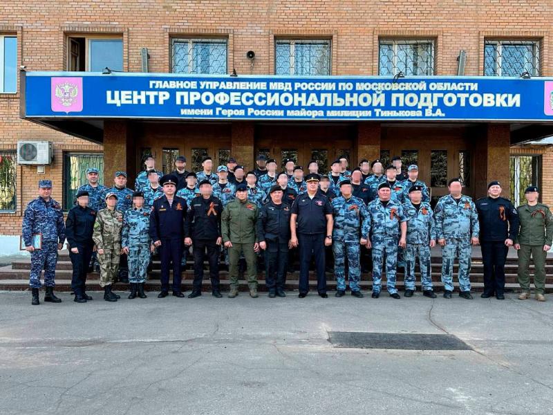 В Подмосковье состоялся выпуск сотрудников специальных подразделений Росгвардии, окончивших курс профессиональной подготовки