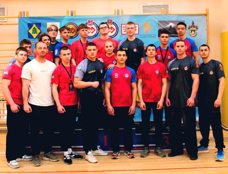 Юные армрестлеры из Луховиц — серебряные призеры турнира, посвященного памяти Героя России Сергея Громова