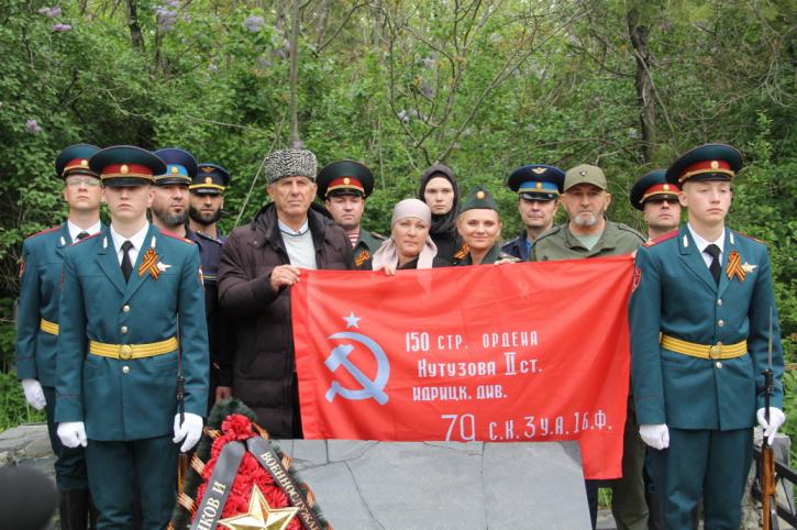 Росгвардейцы приняли участие в памятном мероприятии в Чеченской Республике