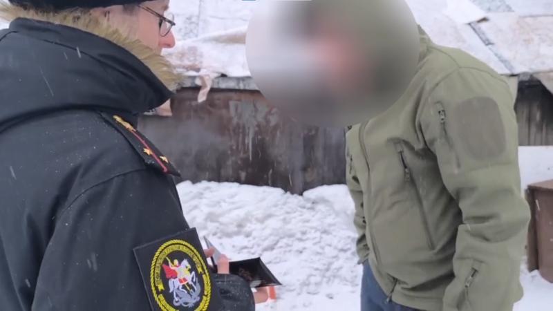 Военные следователи Северного флота провели рейд в гаражном кооперативе с целью проверки воинского учета