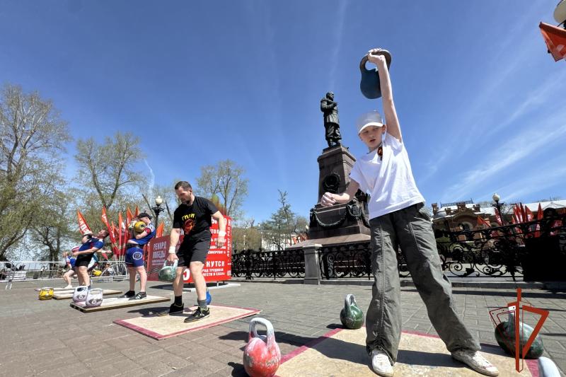 Росгвардеец Приангарья стал призером гиревого полумарафона ко Дню Победы