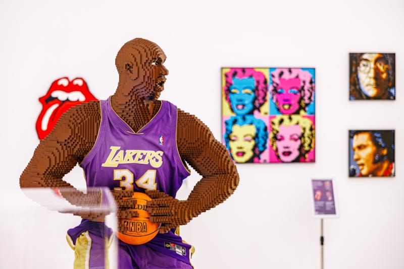 В Москве открылась уникальная интерактивная выставка «Вселенная Лего»