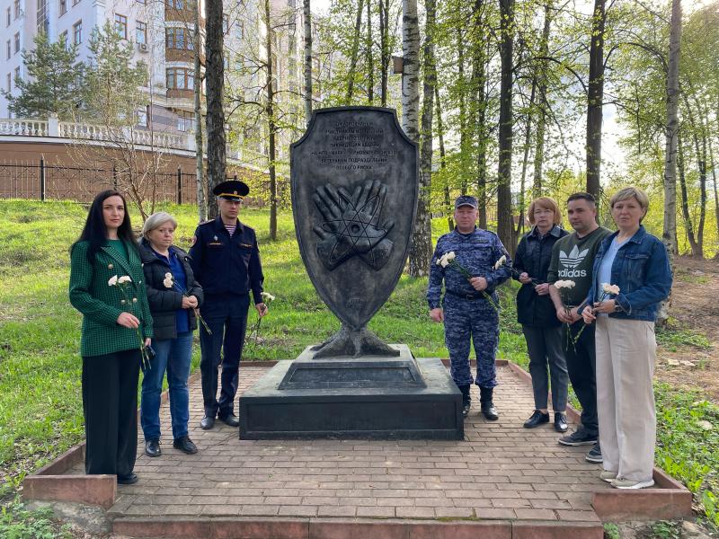 Дмитровский ОВО Росгвардии почтили память погибших при ликвидации аварии на Чернобыльской АЭС
