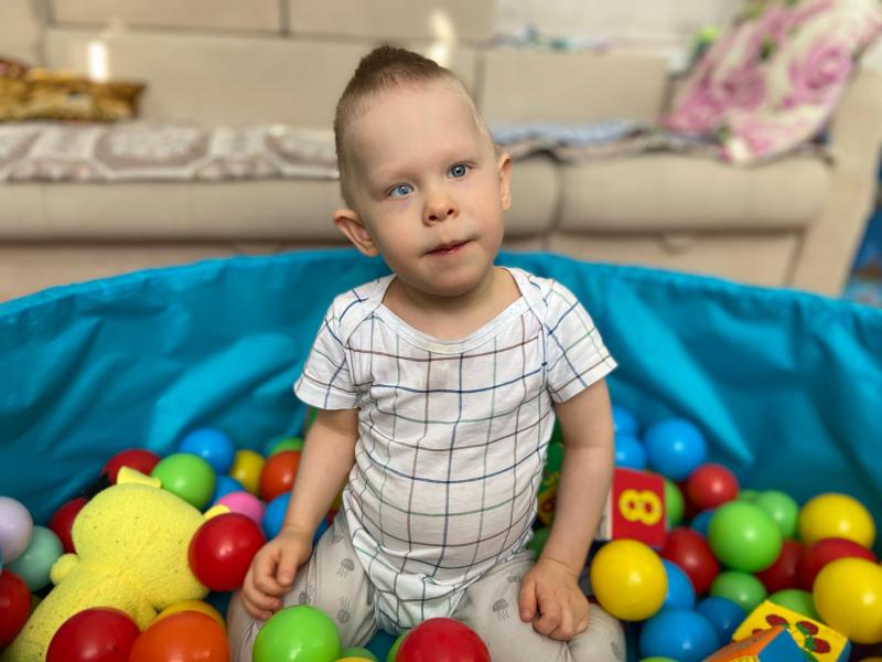 Мальчику с ДЦП требуется дорогостоящее лечение