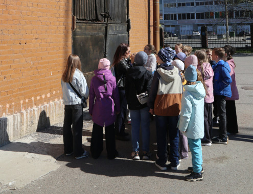 Петербургские школьники посетили музей подстанции 330 кВ «Волхов-Северная»
