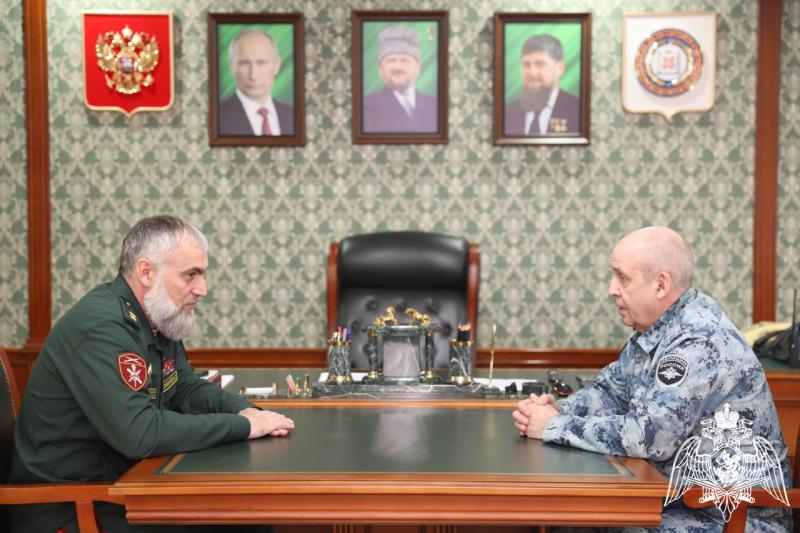 НАЧАЛЬНИК УПРАВЛЕНИЯ РОСГВАРДИИ ПО ЧЕЧЕНСКОЙ РЕСПУБЛИКЕ ПРОВЕЛ РАБОЧУЮ ВСТРЕЧУ С ЗАМЕСТИТЕЛЕМ НАЧАЛЬНИКА ГУ МВД РОССИИ ПО СКФО