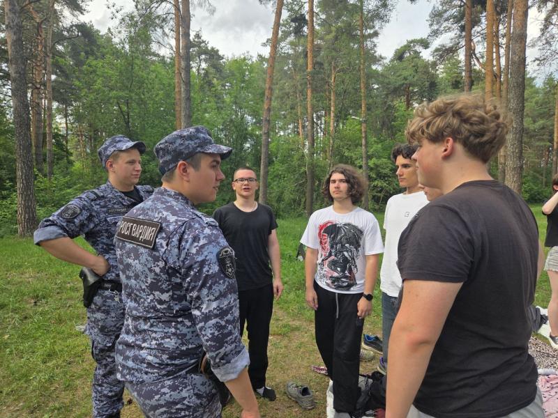 Профилактическая беседа с молодежью