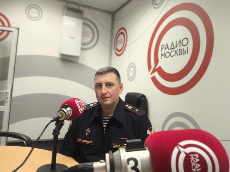 Офицер ЦПП имени Героя Советского Союза С.Х. Зайцева столичного главка Росгвардии стал гостем программы «Горсовет» на «Радио Москвы»