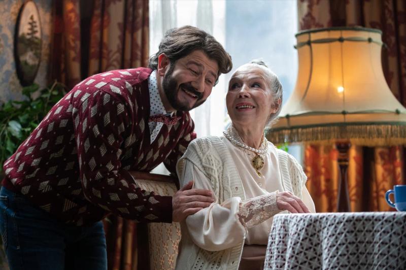 «Всё это про нас с вами»: сегодня на ТНТ выходит новый сезон шоу «Галустян+»