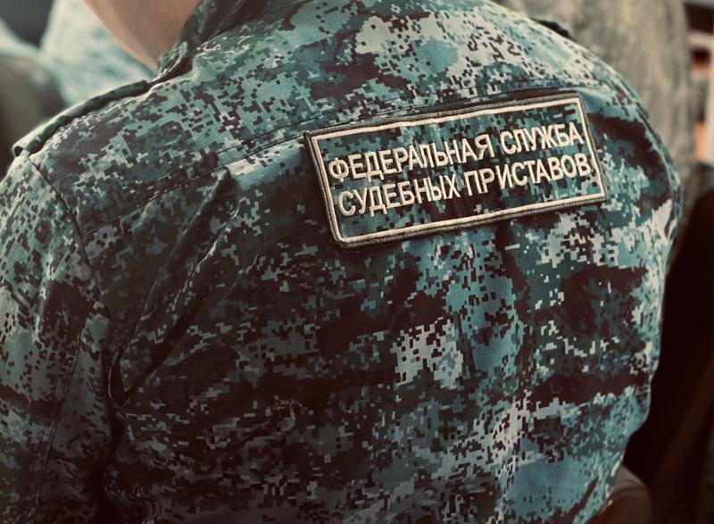 В Кузбассе судебные приставы помогли гражданке исполнить ее законные права на проживание в приобретенной доле квартиры