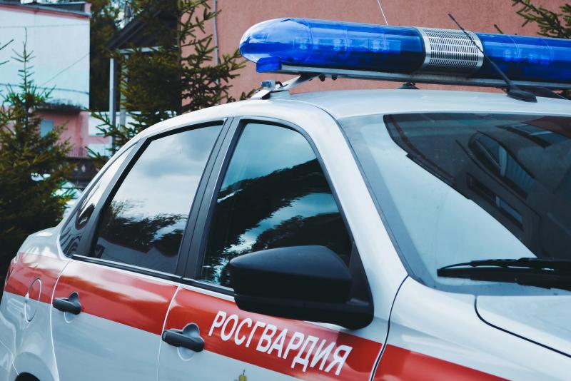 В Иркутске росгвардейцы предотвратили пожар в магазине