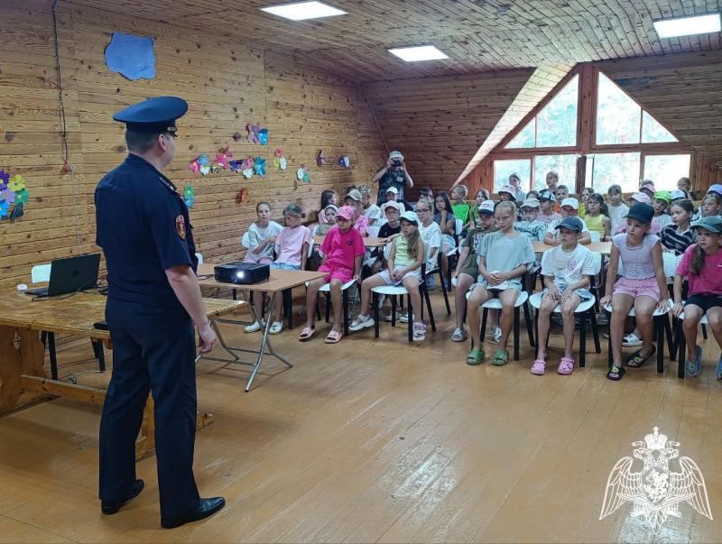 Во Владимирской области продолжается акция "Каникулы с Росгвардией"