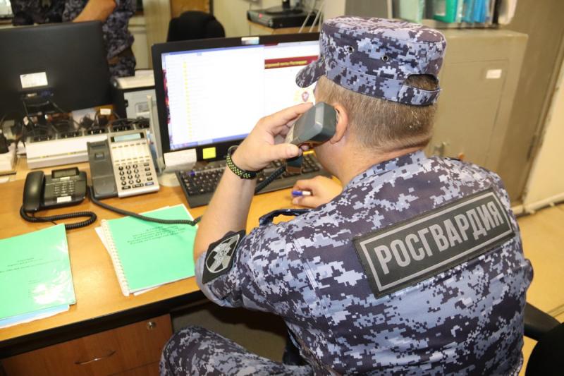 У задержанного росгвардейцами жителя Жигулевска изъят наркотик в значительном размере