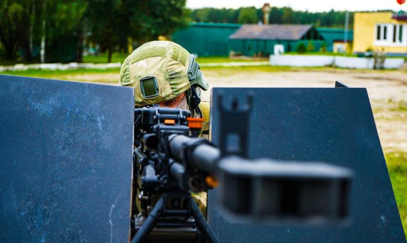 Сотрудники спецподразделений Росгвардии провели тактико-специальные занятия в Подмосковье