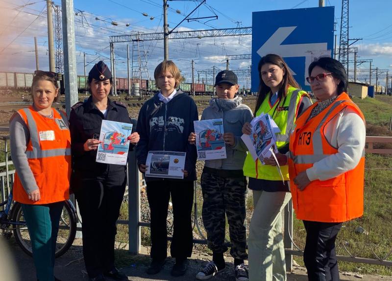 Поворинские транспортные полицейские проводят акцию «Уступи дорогу поездам»