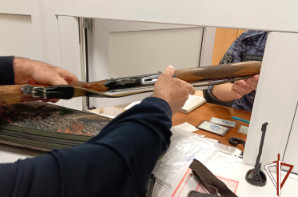 Зауральцы за вознаграждение добровольно сдали в подразделения Росгвардии порядка 80 единиц оружия