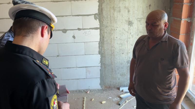 Военные следователи в Калининграде продолжают выявлять граждан, у которых отсутствует отметка о постановке на воинский учет.