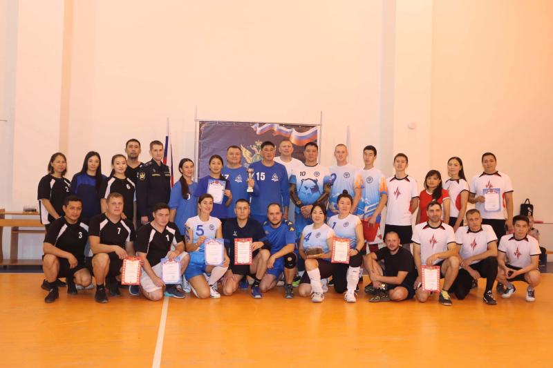 Судебные приставы Республики Алтай провели турнир по волейболу в честь юбилея ФССП