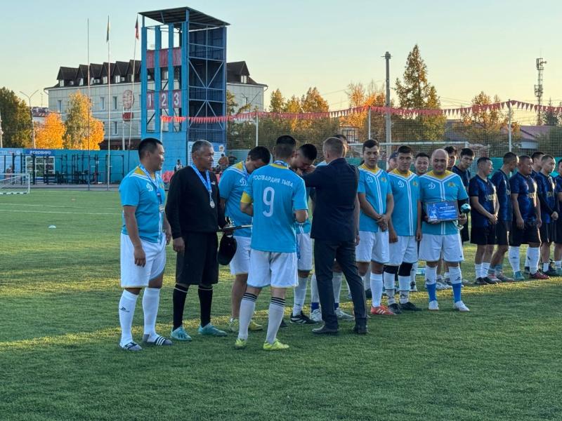 Спортсмены из Росгвардии стали серебряными призёрами чемпионата «Динамо» по футболу