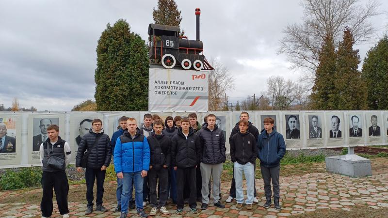 Депо Ожерелье компании «ЛокоТех-Сервис» открыло двери в мир локомотивов для студентов