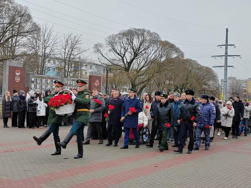Росгвардейцы приняли участие в памятном мероприятии в Серпухове