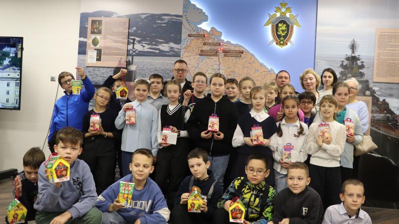 Военное следственное управление по Северному флоту открыло свои двери для юных североморцев