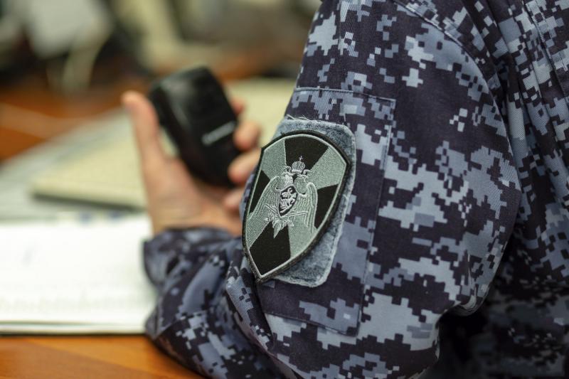 Росгвардейцы задержали агрессивного мужчину в городском кафе