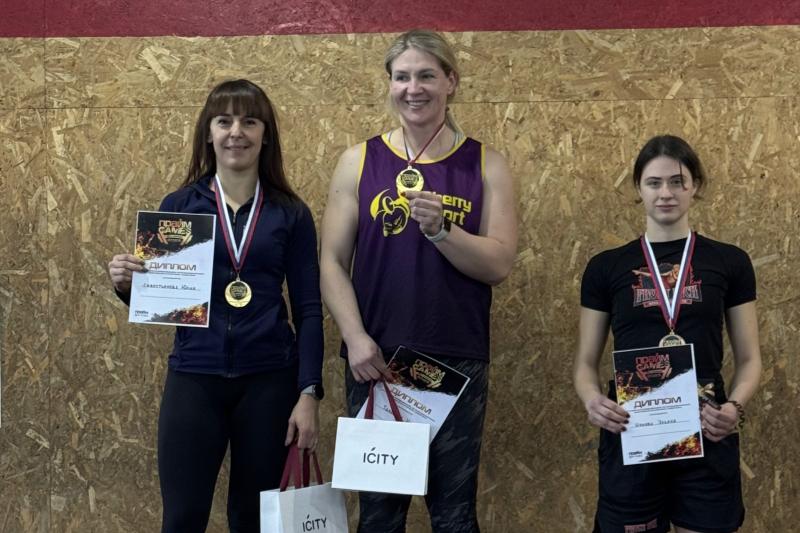 Военнослужащая Росгвардии стала победительницей соревнований по функциональному многоборью в Тамбове