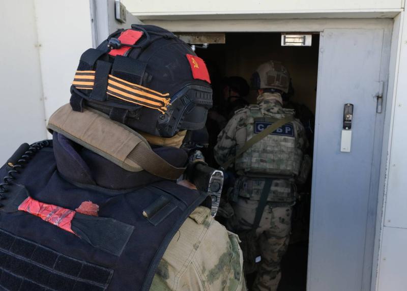 При содействии спецназа Росгвардии пресечена противоправная деятельность экс-губернатора Тамбовской области