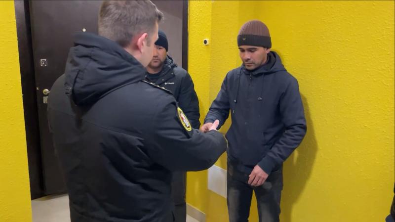 Военные следователи в Калининграде продолжают ставить на воинский учет новых граждан России