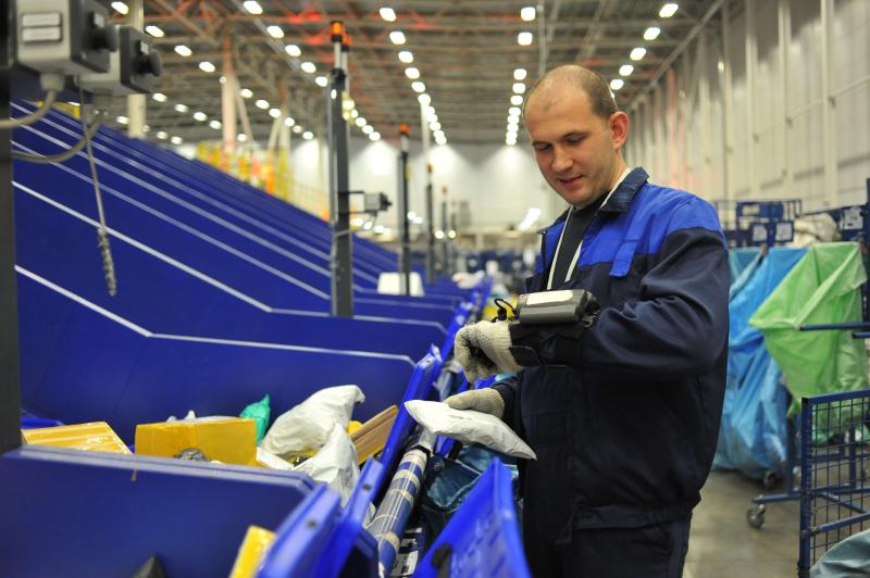 252 000 новогодних приветов и подарков: омские почтовики подвели итоги работы за новогодние праздники